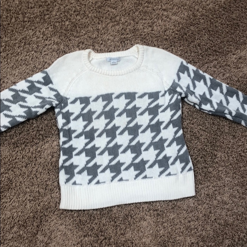 Liz Claiborne Women’s sweater